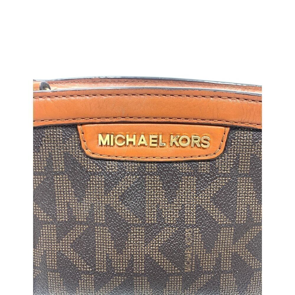 Michael Kors 32T4GLMC1B Mini Selma Crossbody Messenger Bag Brown/Tan 9"W x 5.5"H - Picture 2 of 12